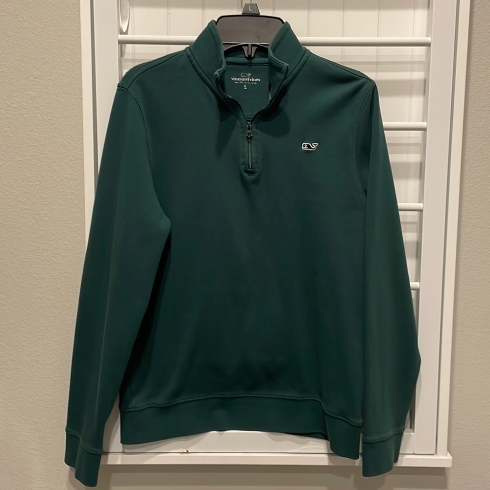 Boys Vineyard Vines dark green quarter zip pullover. Size Large (16). EUC.